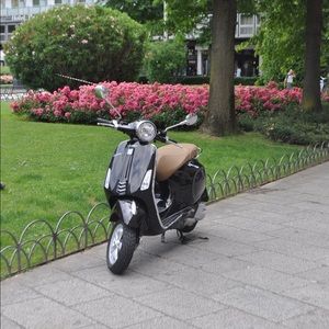 Meet your Posher, Em